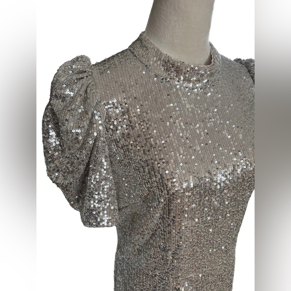 H&M Holiday Collection grey silver puff sleeves midi sequin sparkle dress - Picture 10 of 10